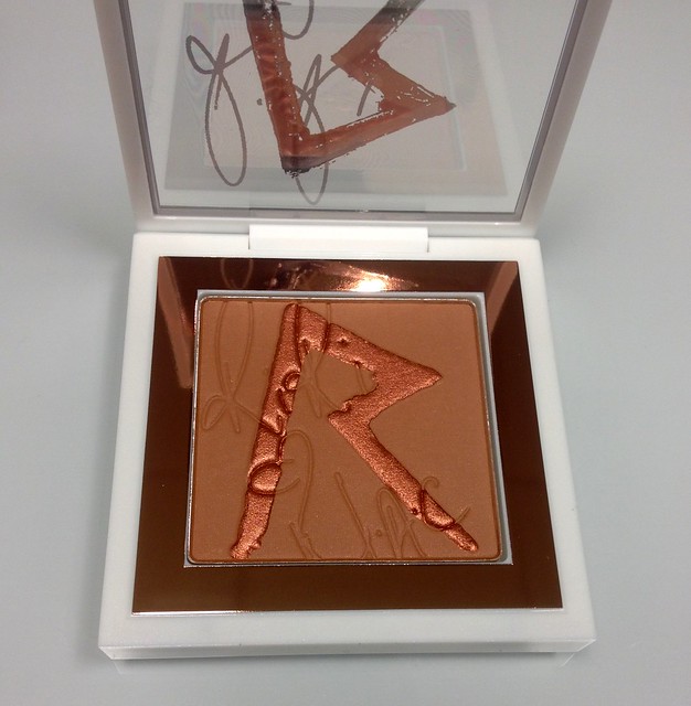 mac rihanna holiday (1)