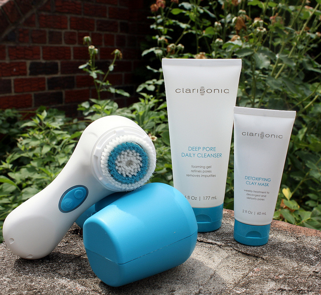Clarisonic-Deep-Pore-Detoxifying-Solution  (2)