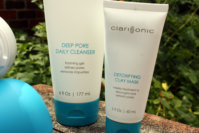 Clarisonic-Deep-Pore-Detoxifying-Solution  (1)
