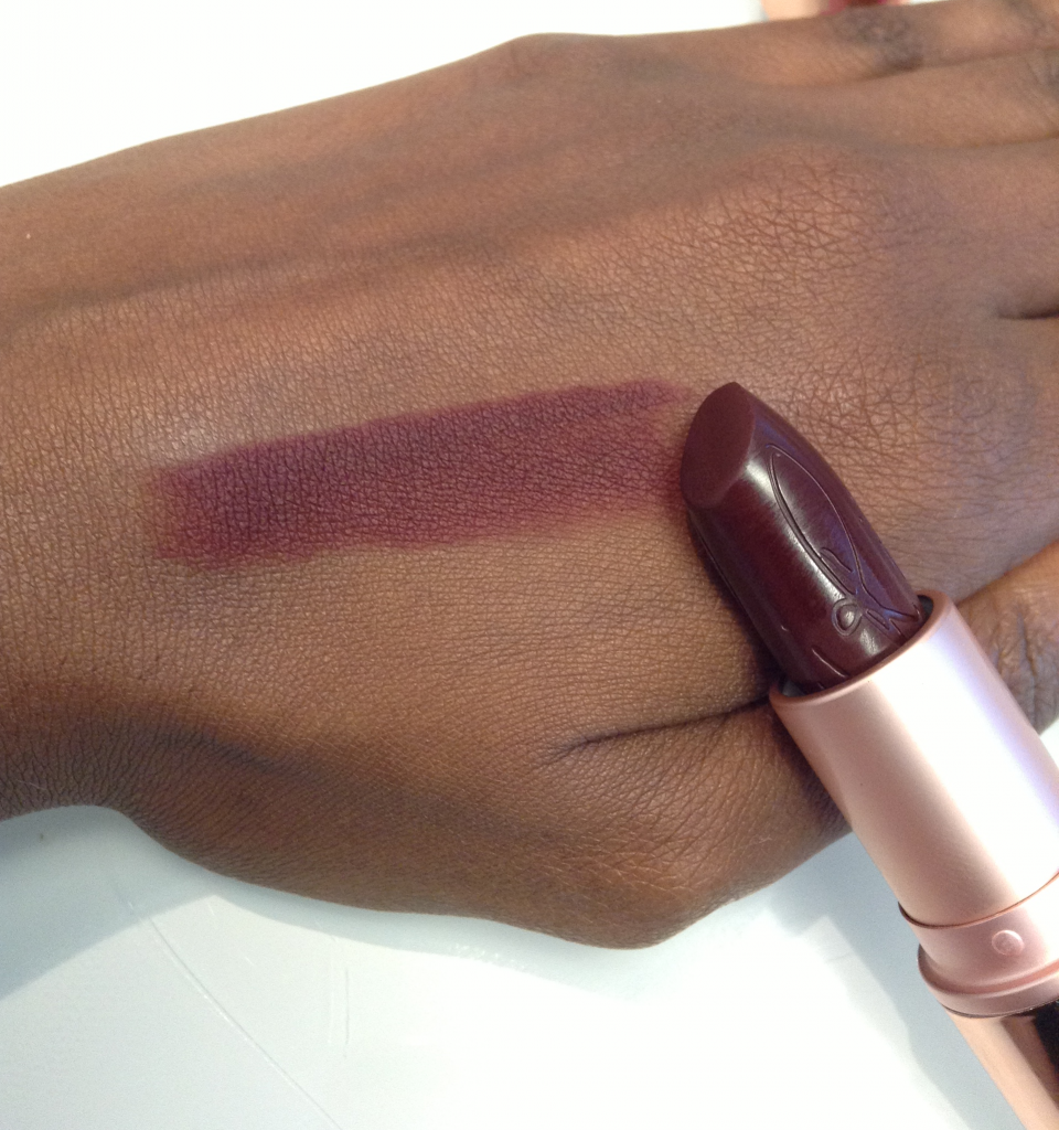 talk that talk lipstick rihanna