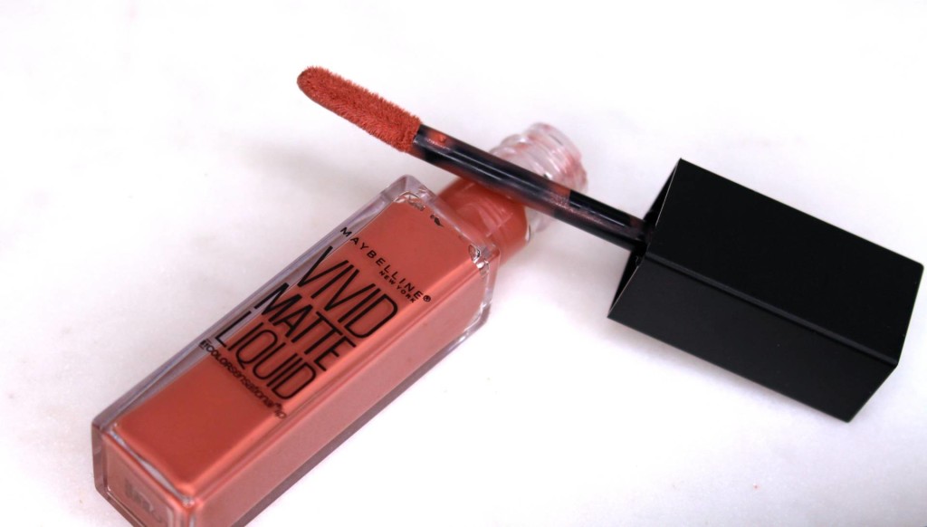 maybelline vivid matte liquid_1557